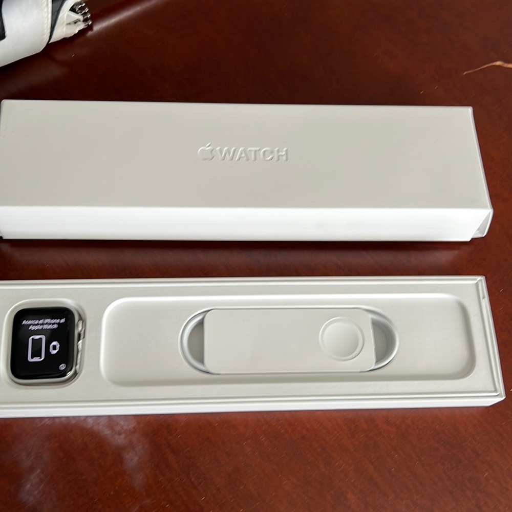 Apple SE watch 44mm